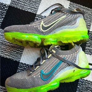 Kids Nike Vapormax  sneakers